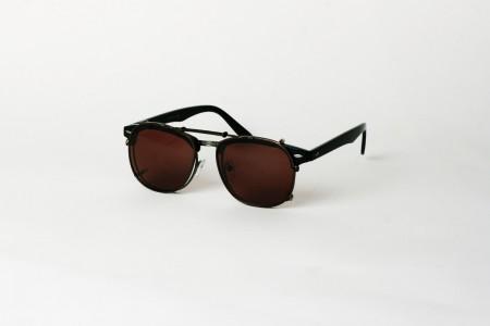 Kutcher – Brown Clip on Spring Sunglasses