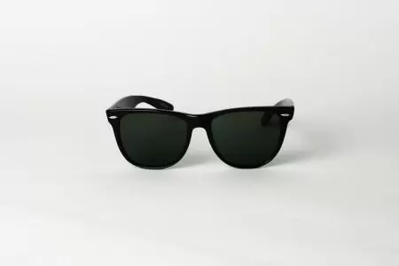 Audrey - Black Vintage Classic Style Sunglasses Inspired by the Wayfarer Large Black