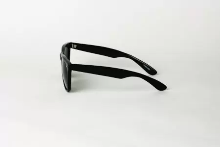 Audrey - Black Vintage Classic Style Sunglasses Inspired by the Wayfarer Large Black