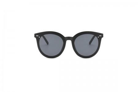 Bold Betty - Black Polarised Sunglasses